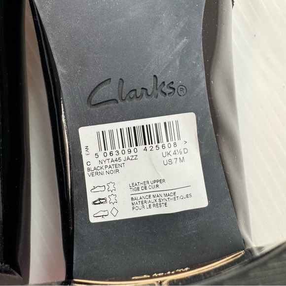 🆕 Clarks Black Patent Leather Heels with Gold Detail NWT Nyta 45 Jazz Pump - Picture 13 of 13
